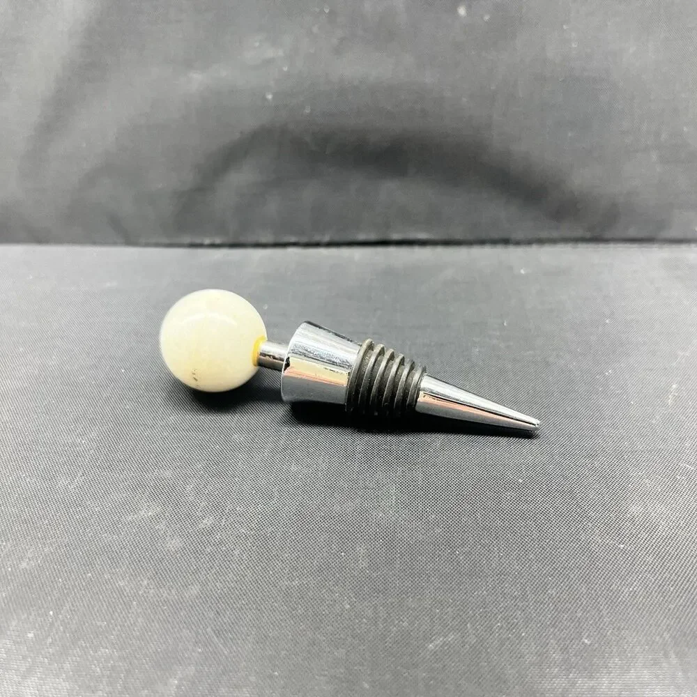 Wine Bottle Stopper Reusable Vacuum Sealed Twist Plug Caps Leakproof Wedding